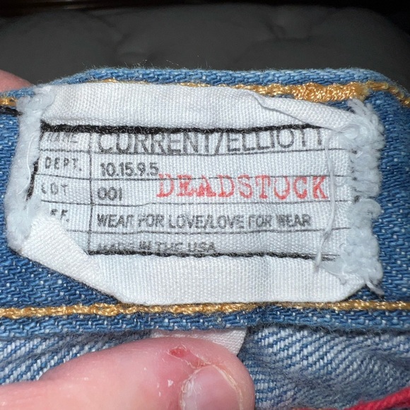 Current Elliott Boyfriend Cropped Jeans - Picture 5 of 8